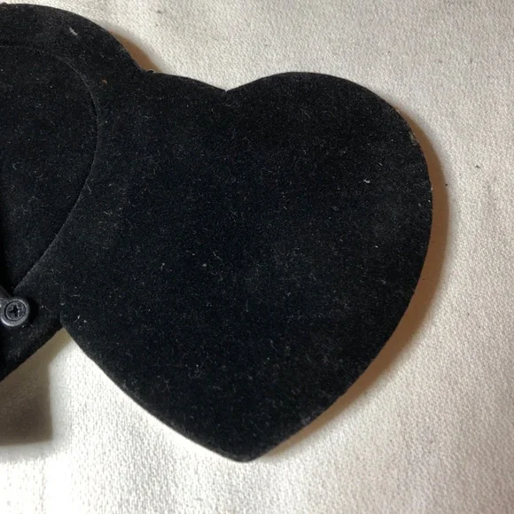 Silver Heart-Shaped Double Photo Frame - Picture 9 of 11